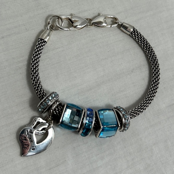 Brighton Beverly Glam Charm Bracelet Blue Crystals 5 Spacers, 1 Charm & Tin - Picture 4 of 10